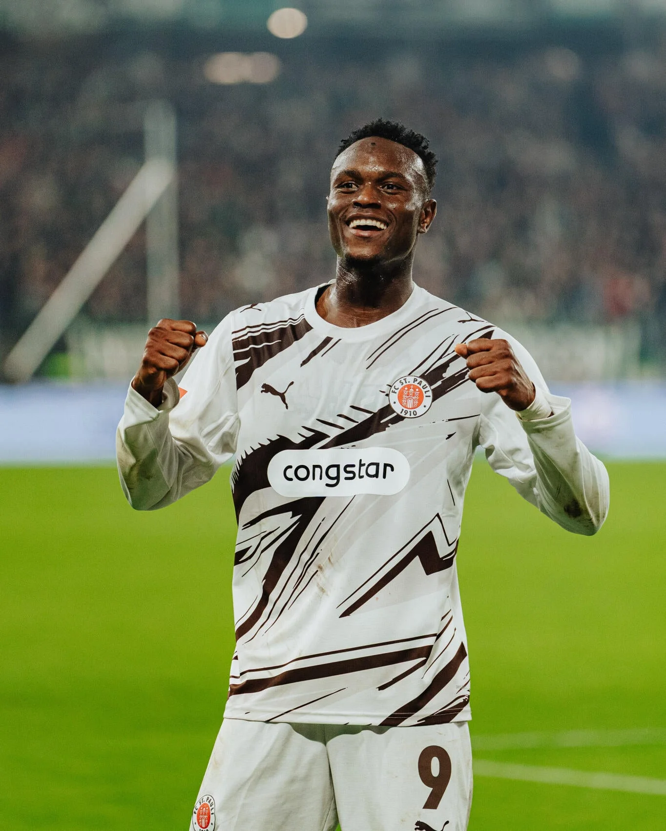 FC St. Pauli Spieler im aktuellen Trikot